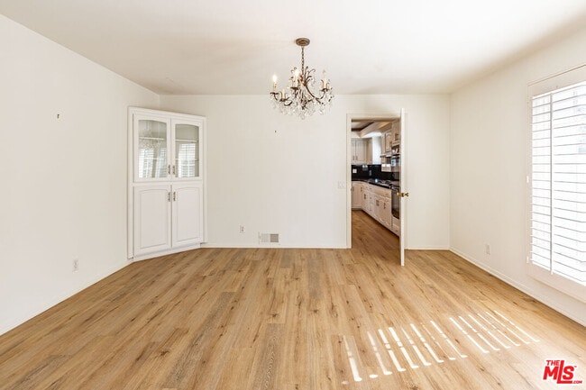 Building Photo - 158 S Anita Ave