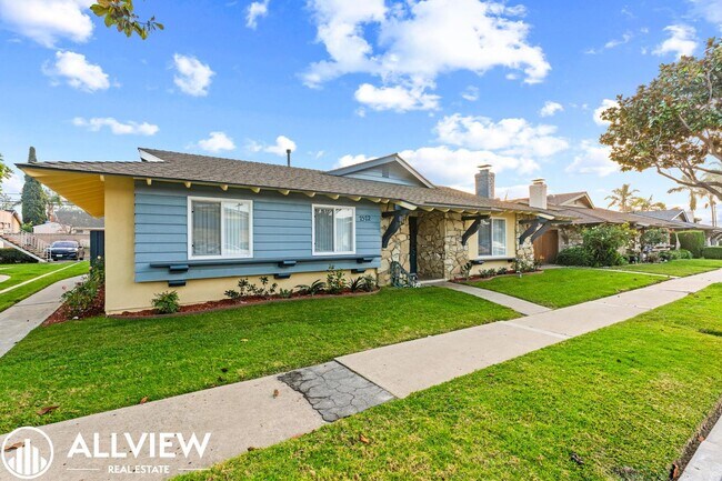 Building Photo - 7572 Amazon Dr