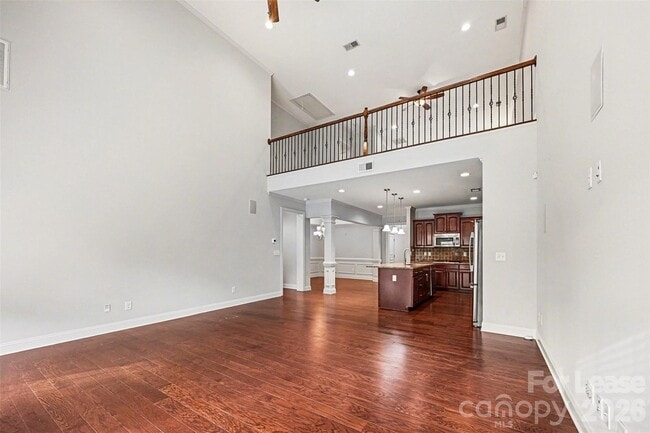 Building Photo - 5623 Triveny Rd