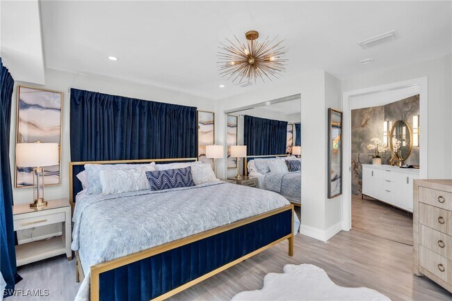 Building Photo - 2649 Longboat Dr