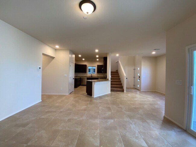 Building Photo - 4 BED 3 BATH Townhome, 1 LOFT, 2 GARAGES, GATED!