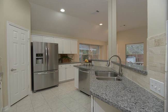 Building Photo - 67 N Veranda Ridge Dr