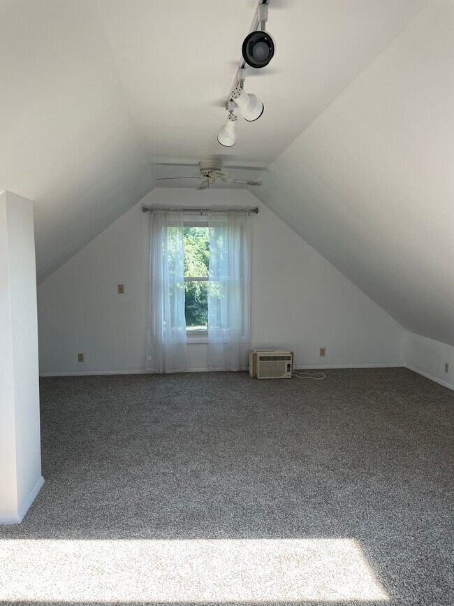 Building Photo - 204 Point Pleasant Rd