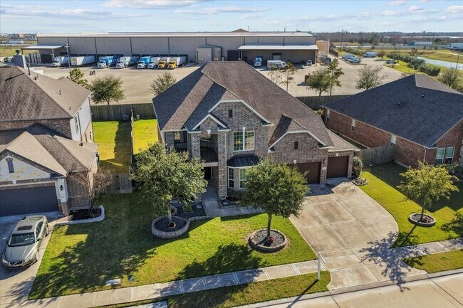 Building Photo - 13814 Russell Ct