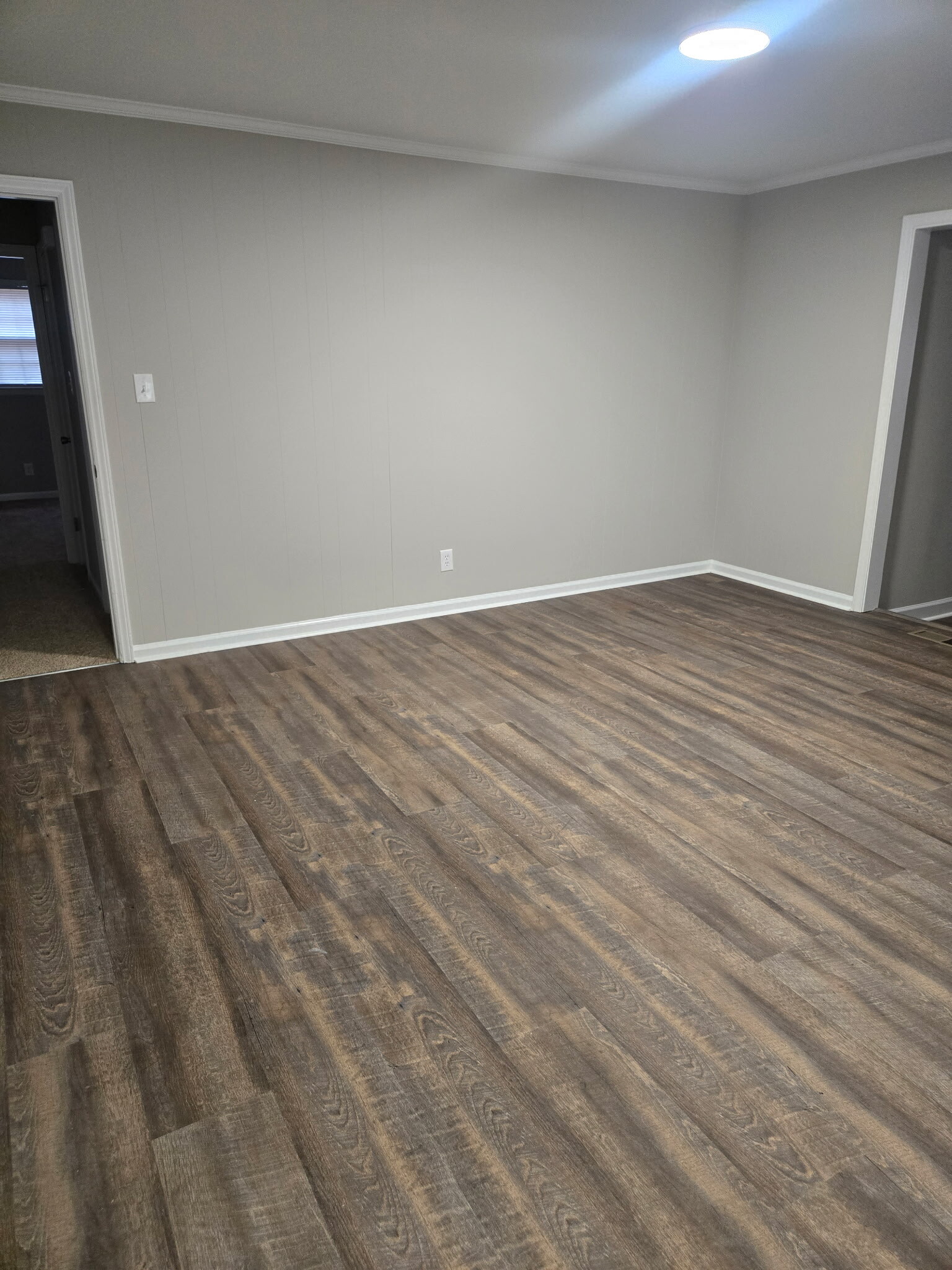 Building Photo - 2218 Lakeland Rd