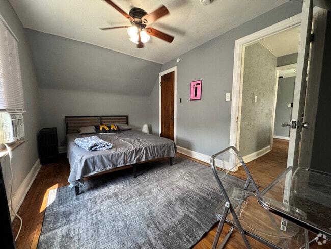 Building Photo - 17126 San Juan Dr