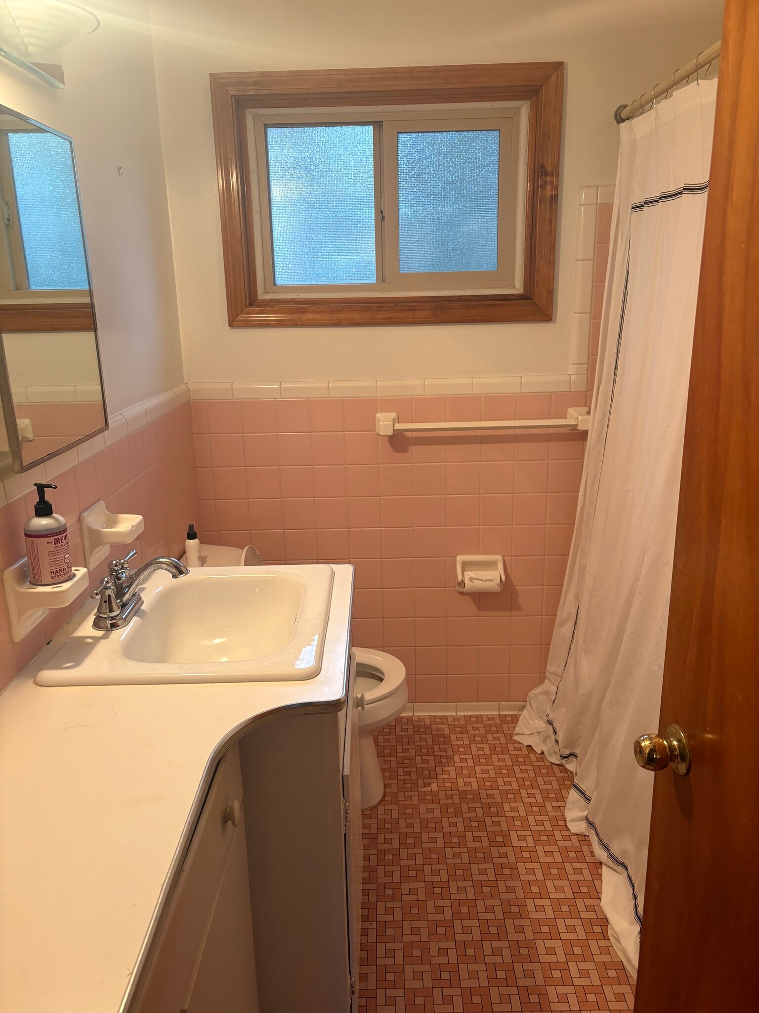 Bathroom - 822 Edgewood Pl