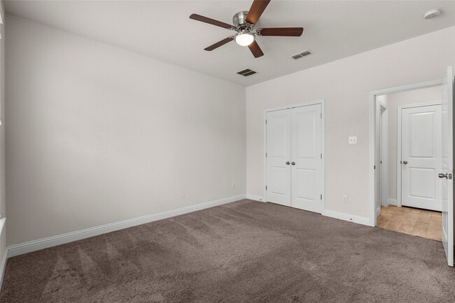 Building Photo - 3622 Pasteur Ln