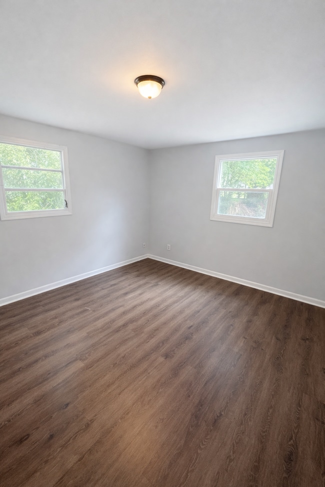 Building Photo - Cobblestone Charm w/This Spacious 3BR/1BA Dade City Home