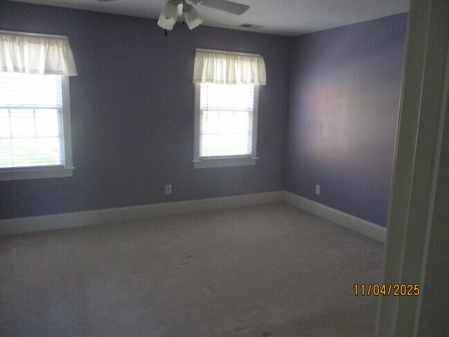 Building Photo - 75 McCurdy St NW