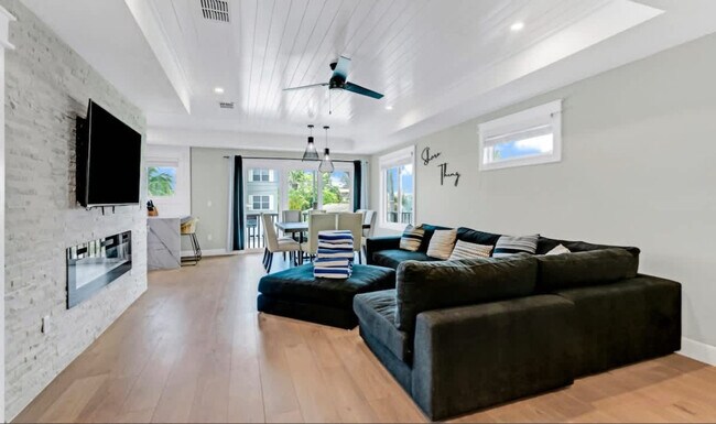 Building Photo - 2411 Avenue C