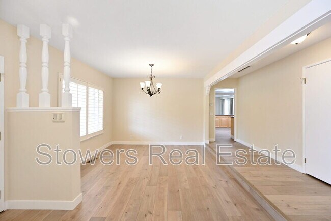 Building Photo - 1090 Livorna Rd