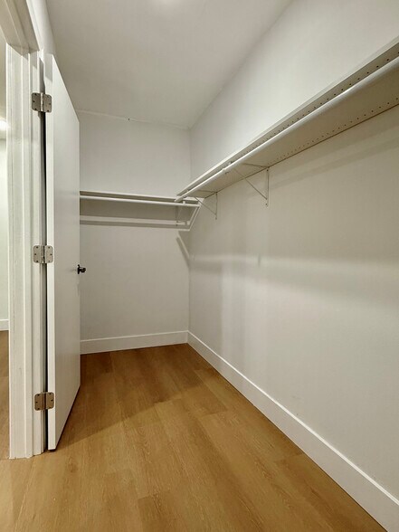 Building Photo - 1221 West Blvd