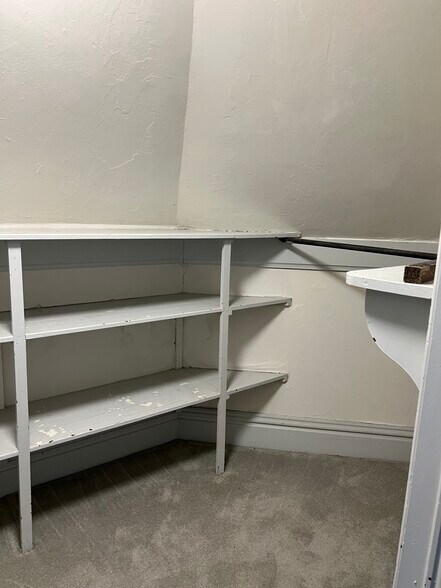 closet off living room - 402 S Winebiddle St