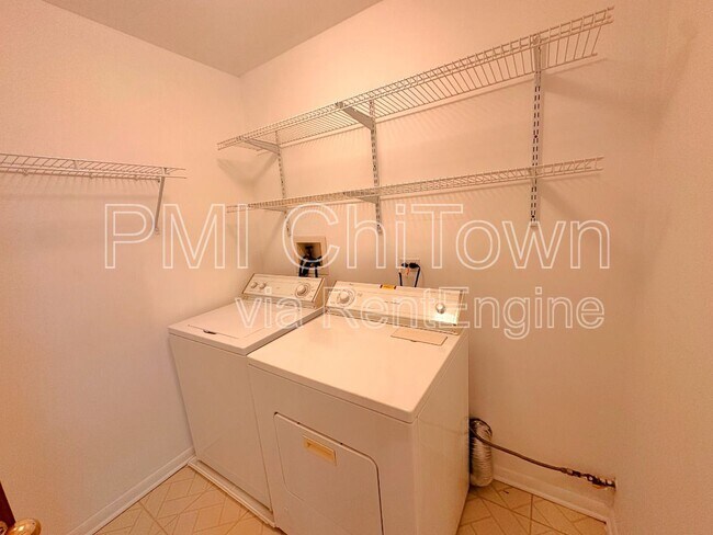 Building Photo - 118 Dorshire Ct