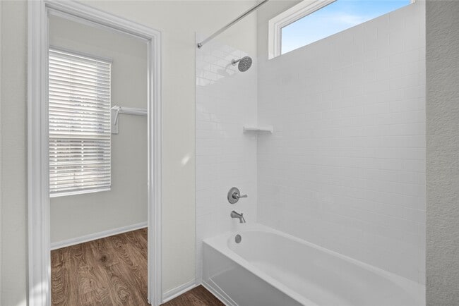 Building Photo - 416 Magnolia Ln