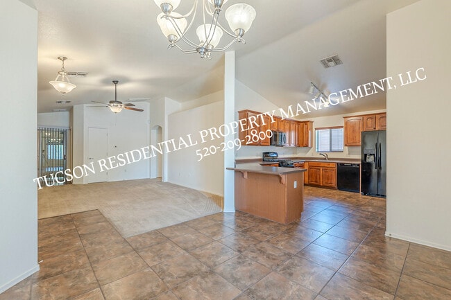 Building Photo - 6313 E Garden Stone Dr