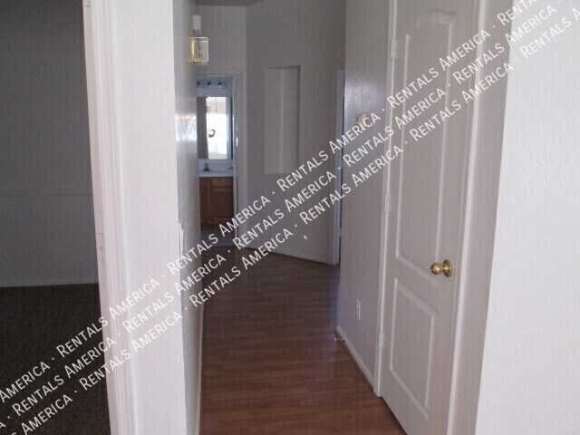 Building Photo - 10845 E Dragoon Ave