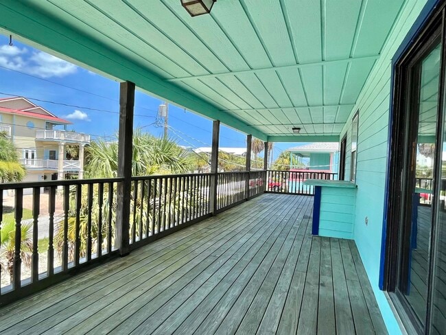 Building Photo - 13 E St