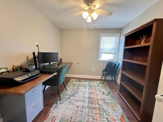 Building Photo - Gorgeous 3-Bedroom Home in Drexel Hill with Garage! Available mid-May!