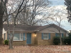 Building Photo - 8201 Hemby Wood Dr