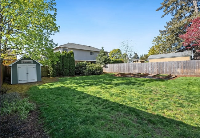 Building Photo - 7414 SE Ogden St