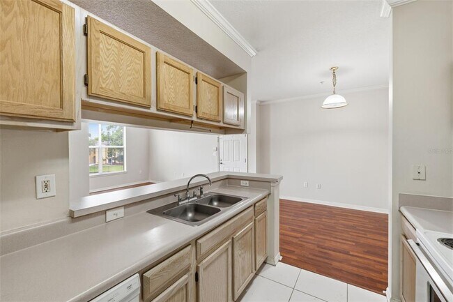 Building Photo - 5612 Pinnacle Heights Cir