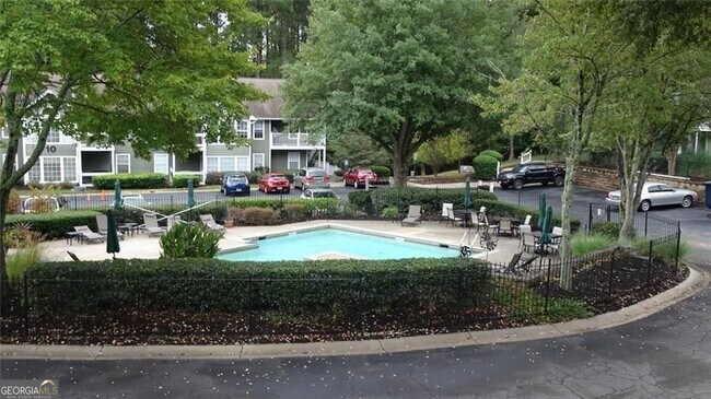 Building Photo - 407 Berkeley Woods Dr