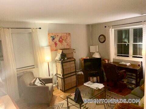 Primary Photo - 649 Washington St