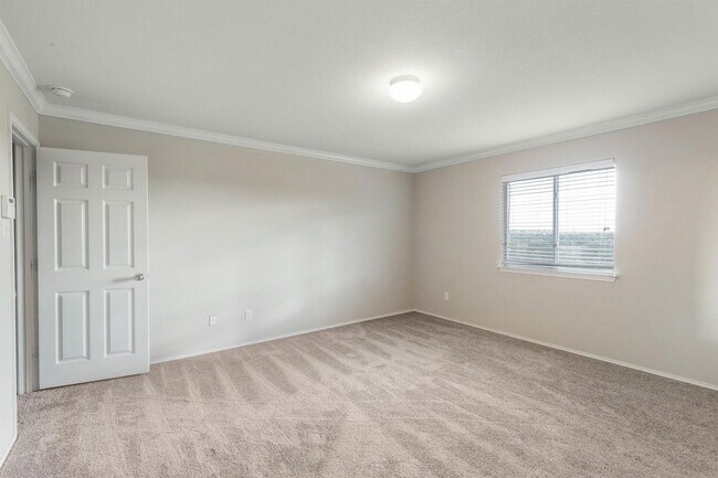 Building Photo - 11532 Ashbrook Dr