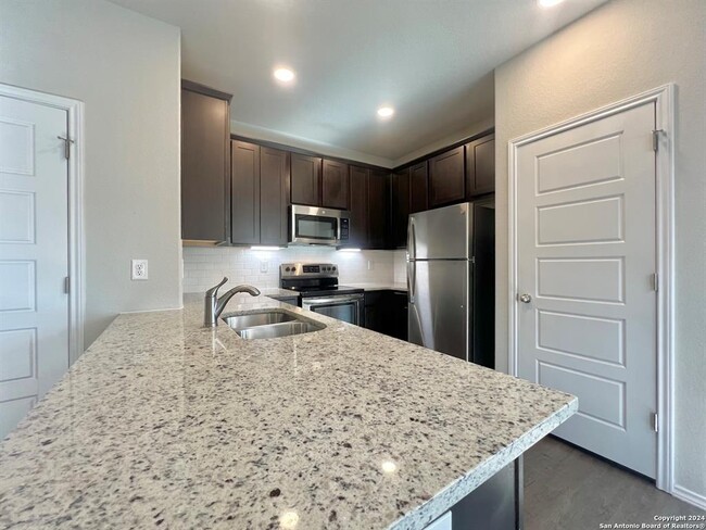 Building Photo - 9106 Canyon Bnd