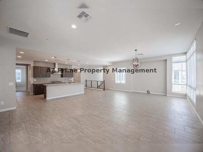 Building Photo - 9001 E San Victor Dr