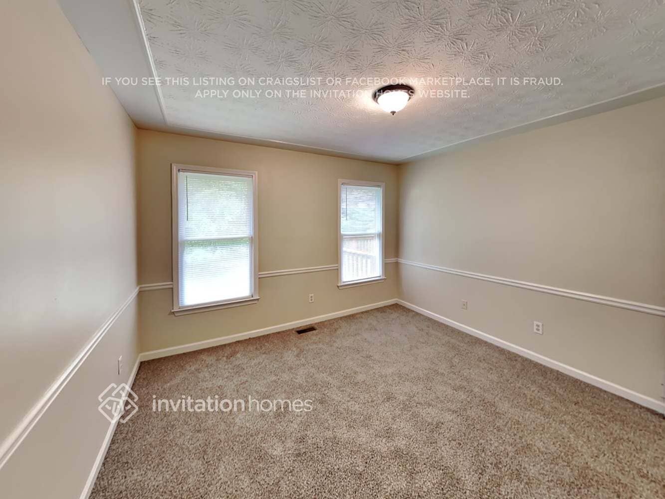 Building Photo - 1700 Little Brook Dr SW
