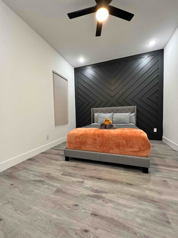 Building Photo - 2216 Dyson St