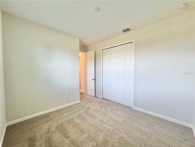 Building Photo - 656 Hennepin Lp