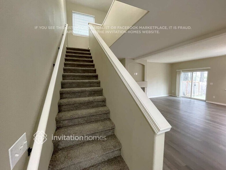 Building Photo - 18133 76th Ave E