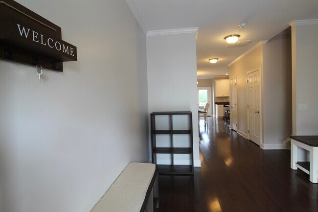 Building Photo - 2221 Lapis Ln