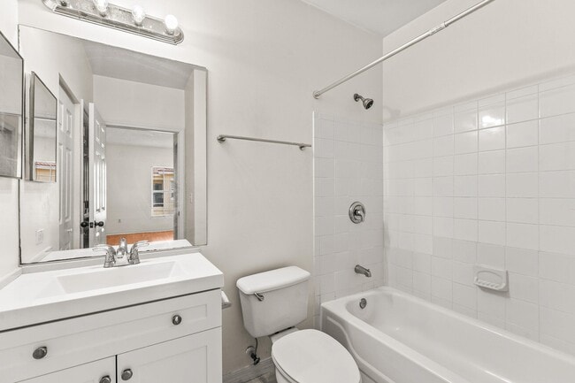 Building Photo - 10336 Fox Trail Rd S