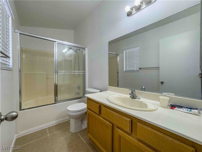 Building Photo - 2733 Fern Forest Ct