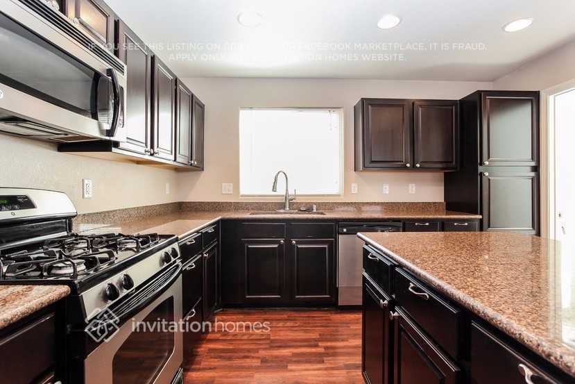 Building Photo - 8961 Stephanie Jean Ct
