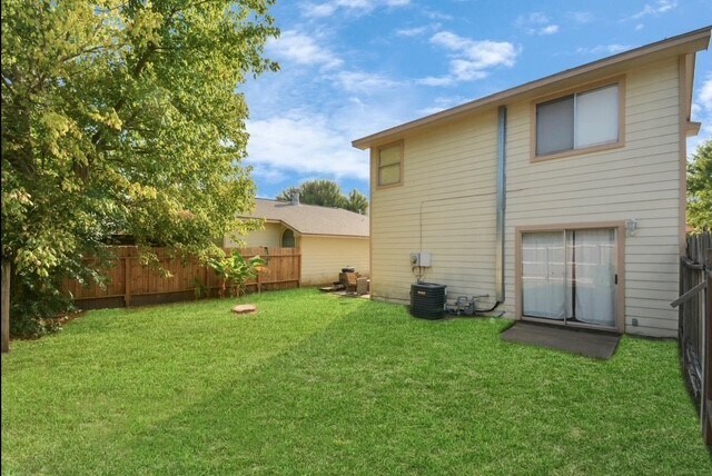 Building Photo - 16614 Rock E Dr