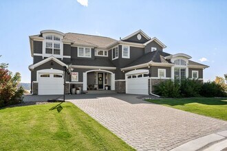 Building Photo - LEASED THRU 02/28/2027: LUX 6BD, 6.5BA Lakefront Home Columbine Valley