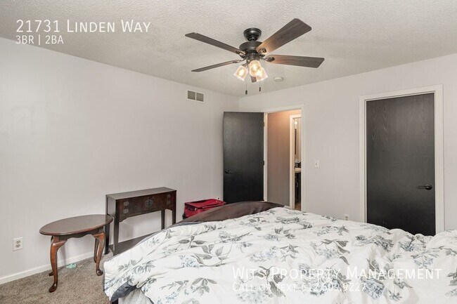 Building Photo - 21731 Linden Way