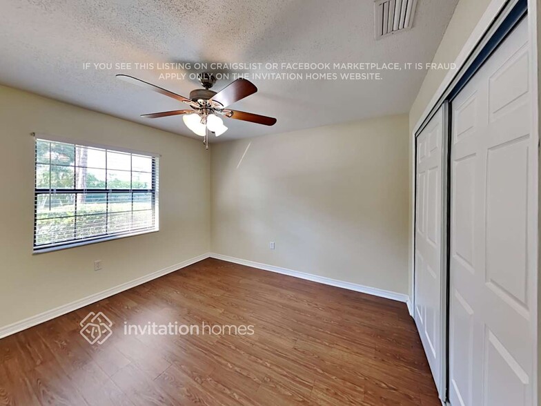 Building Photo - 5132 Royal Oak Dr