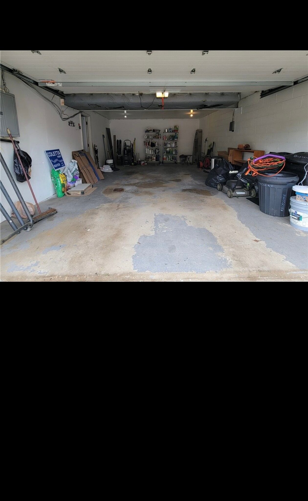 Building Photo - 611 Broadhead Ave