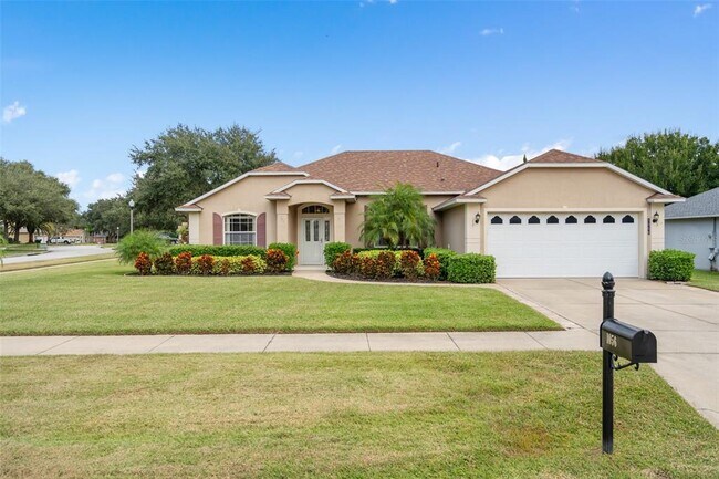 Building Photo - 1056 Princeton Dr