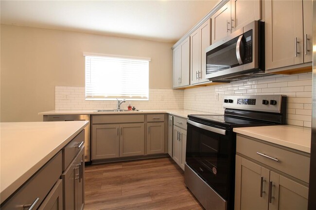 Building Photo - 7109 Cruz Ct