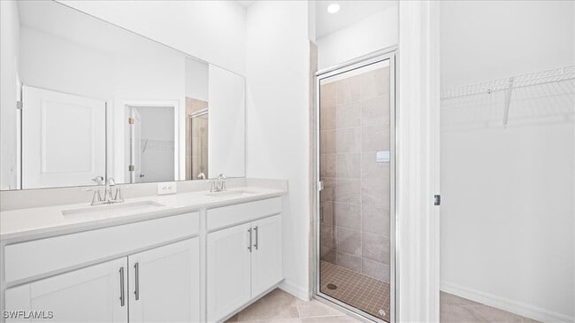 Building Photo - 14694 White Pearl Rd