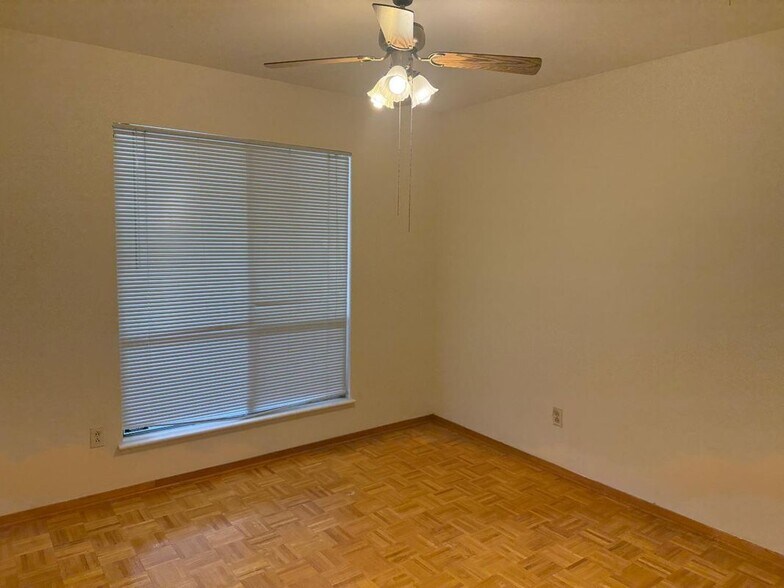 Building Photo - 1731 Miramonte Ct