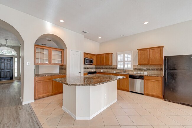 Building Photo - 6923 Grants Hollow Ln